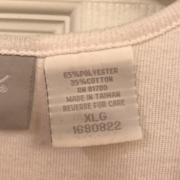 Women’s white sleeveless top - Picture 2 of 4